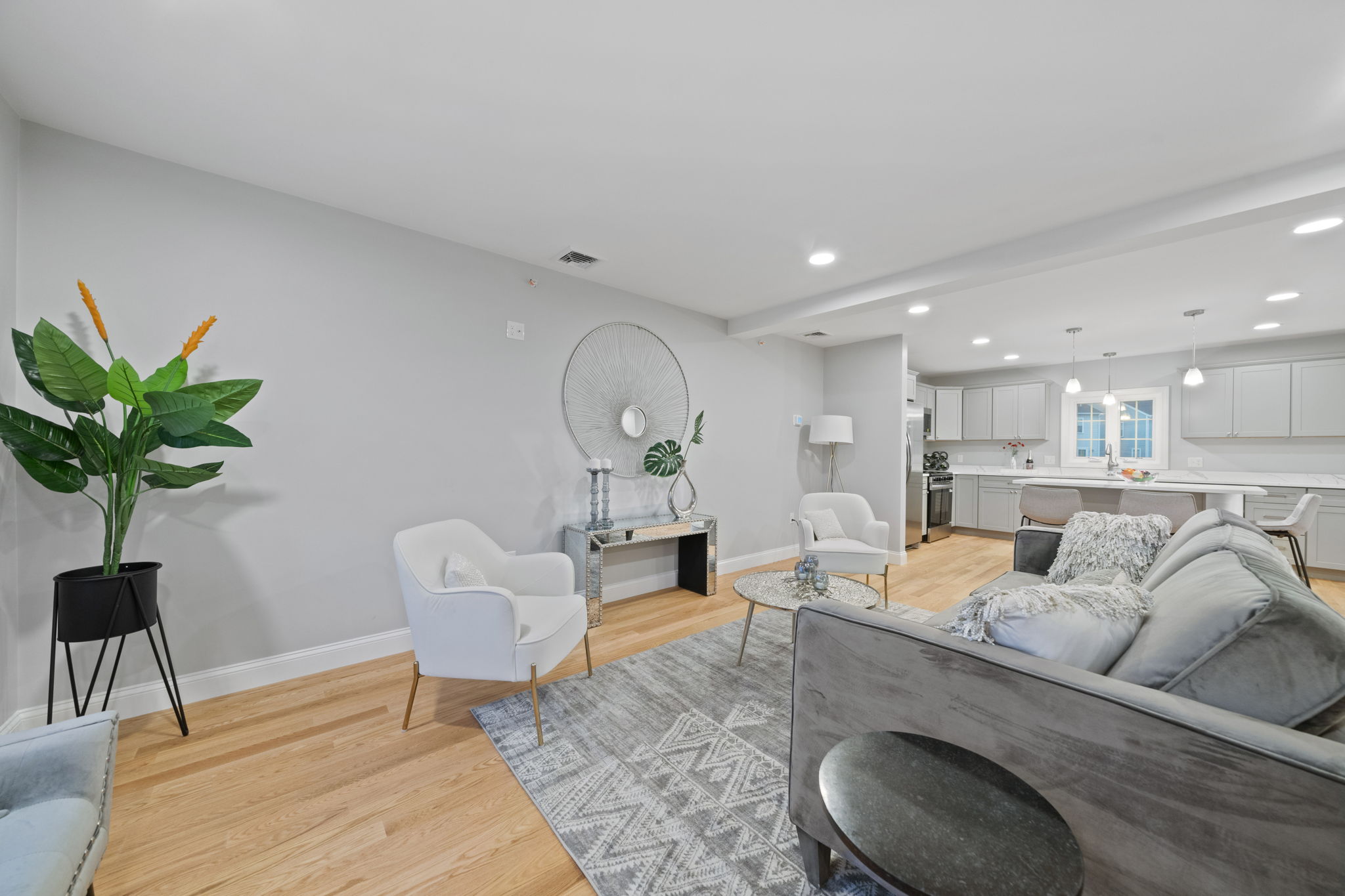 Living Furnished 3 16